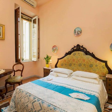 B&B Atmosfere Del Centro Storico 나폴리 외부 사진