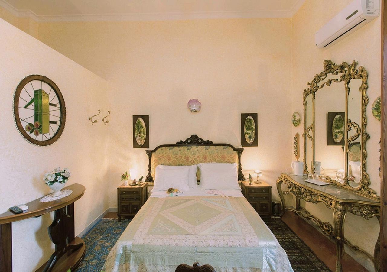 B&B Atmosfere Del Centro Storico 나폴리 외부 사진
