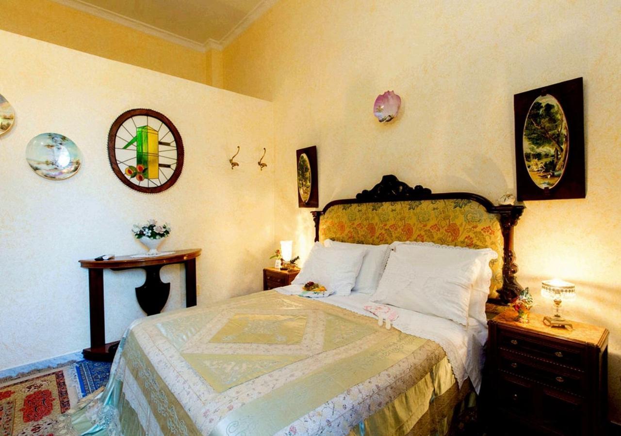 B&B Atmosfere Del Centro Storico 나폴리 외부 사진