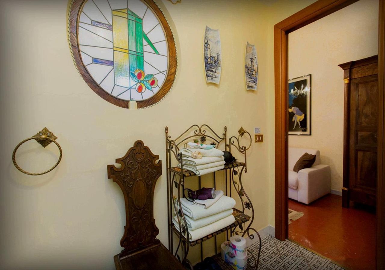 B&B Atmosfere Del Centro Storico 나폴리 외부 사진