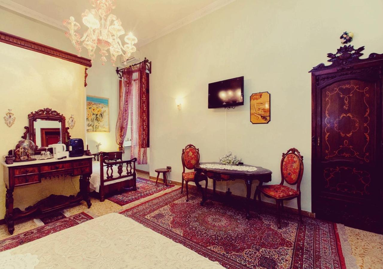 B&B Atmosfere Del Centro Storico 나폴리 외부 사진
