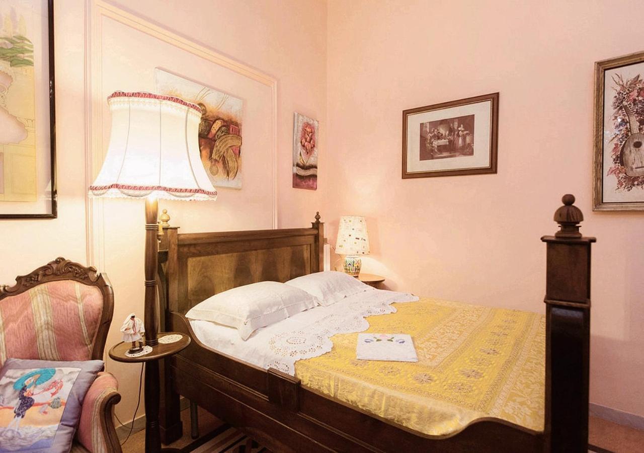 B&B Atmosfere Del Centro Storico 나폴리 외부 사진