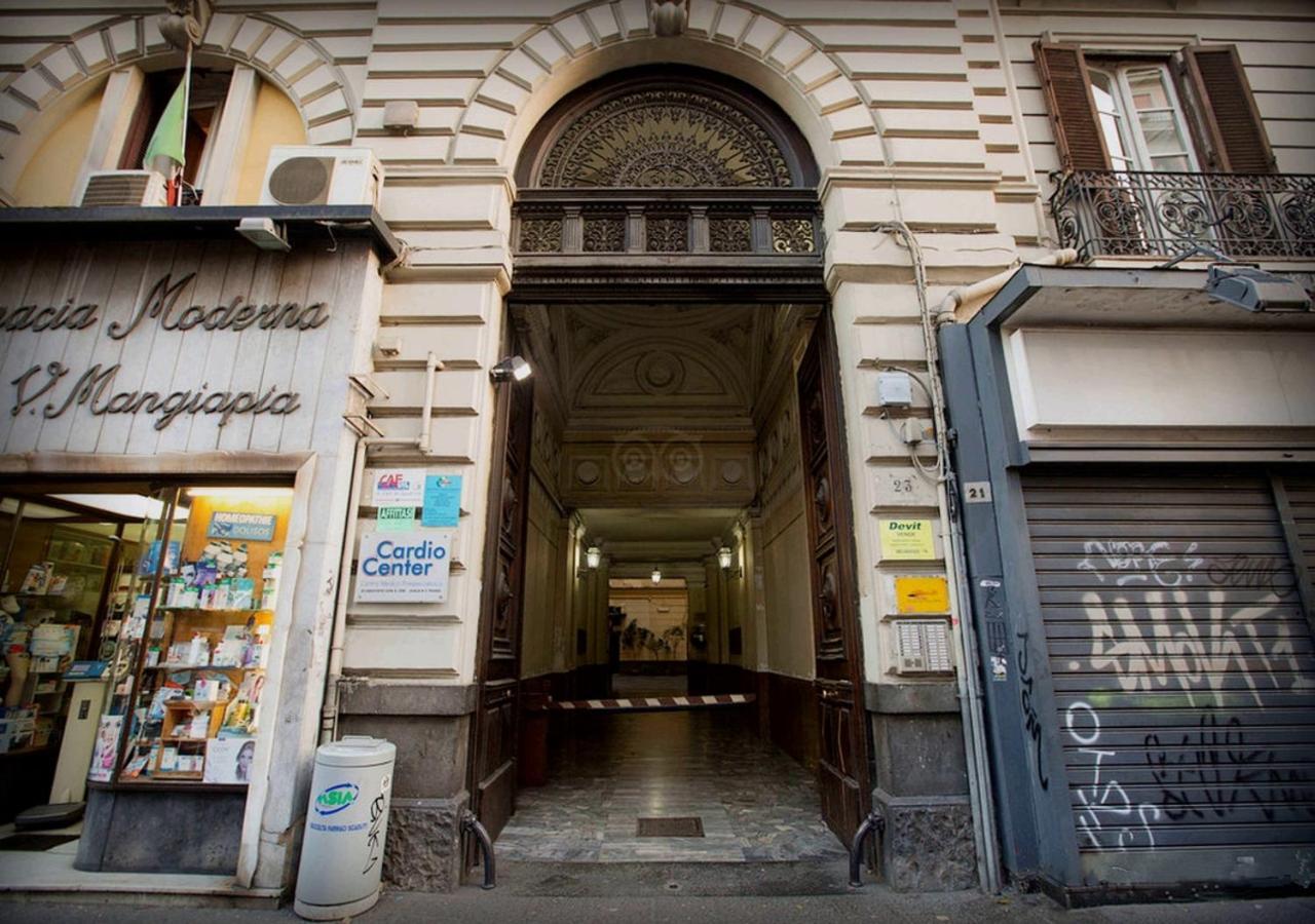 B&B Atmosfere Del Centro Storico 나폴리 외부 사진